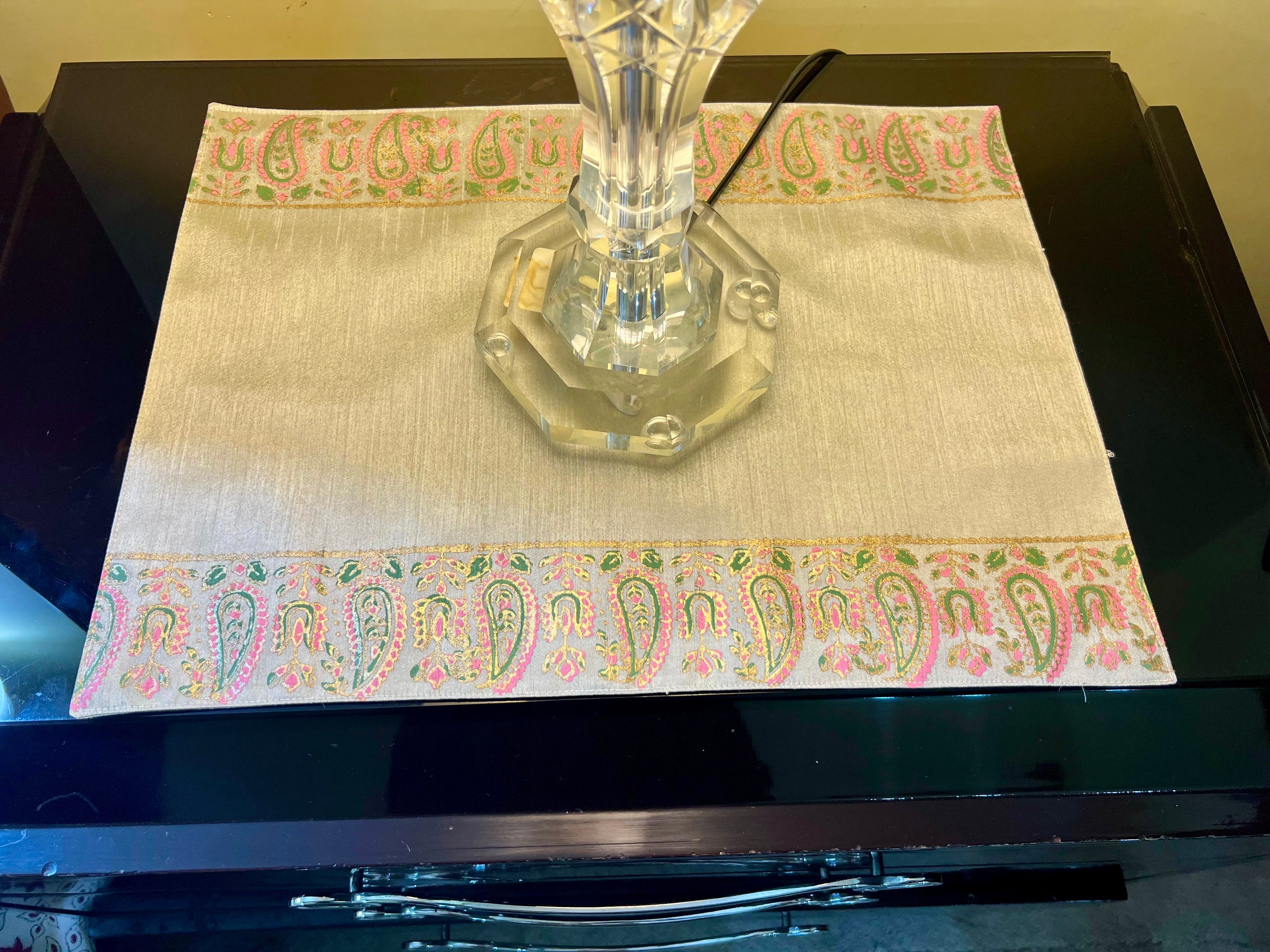Side Table Mats