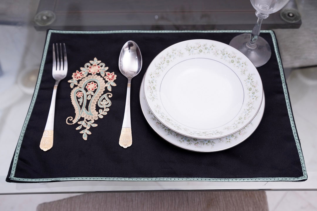 Embroidered Table Runner & Place Mats